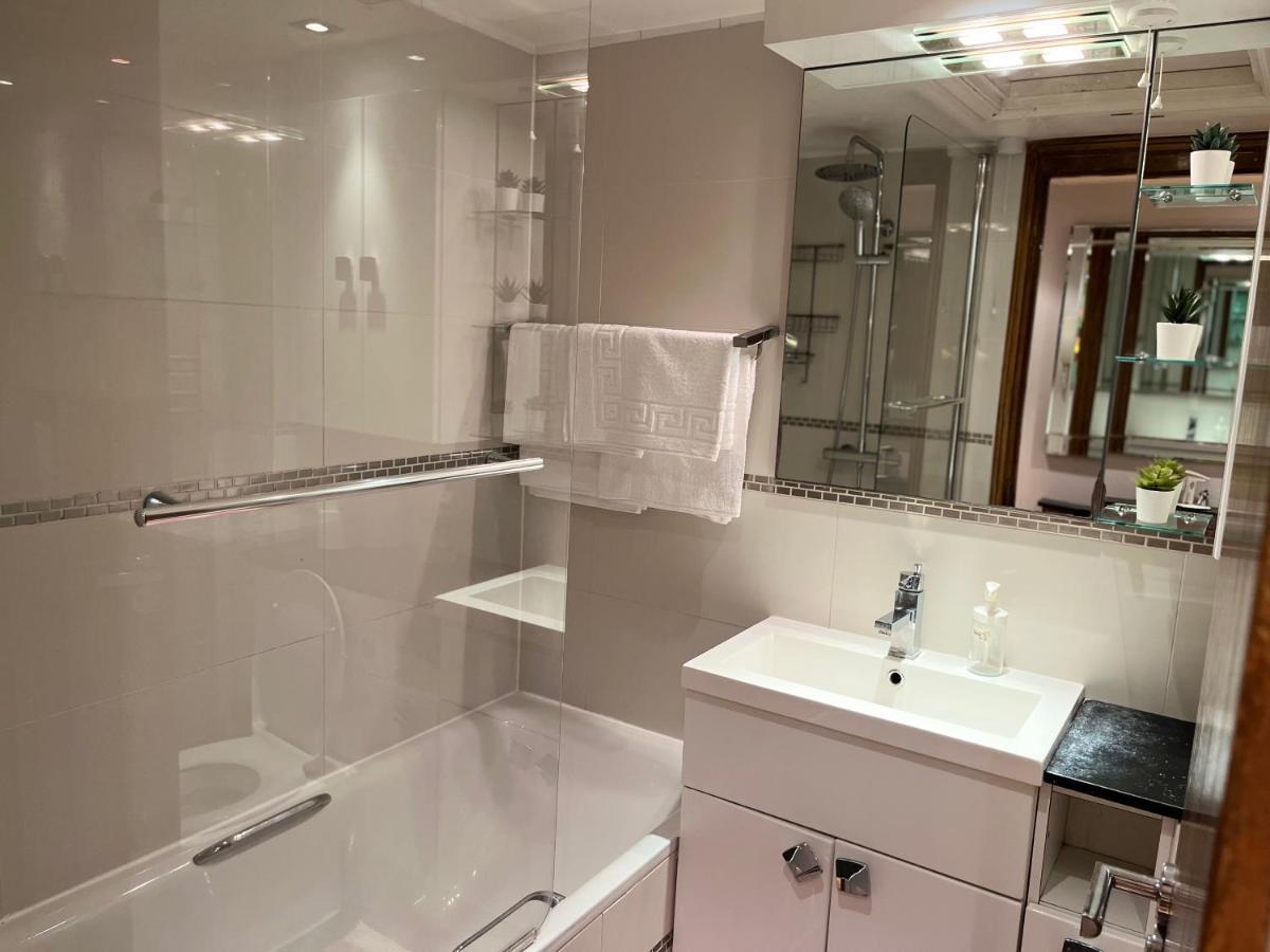 Stunning 1 Bedroom In Stunning Location - Mayfair Area Лондон Экстерьер фото