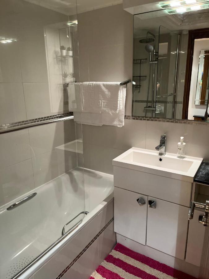 Stunning 1 Bedroom In Stunning Location - Mayfair Area Лондон Экстерьер фото